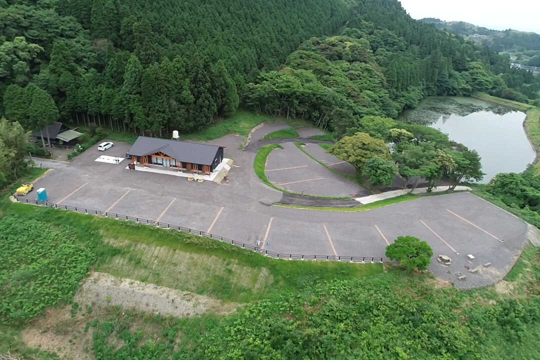 キャンプ場を上空より撮った