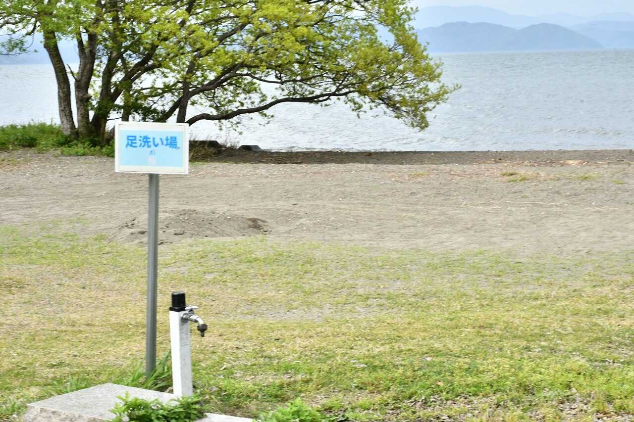 琵琶湖で遊んだ後も安心!足洗い場がございます。