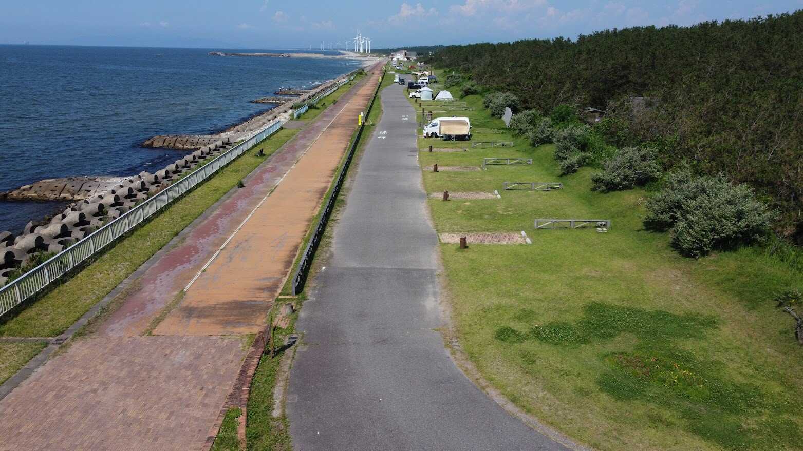 新潟県立紫雲寺記念公園オートキャンプ場