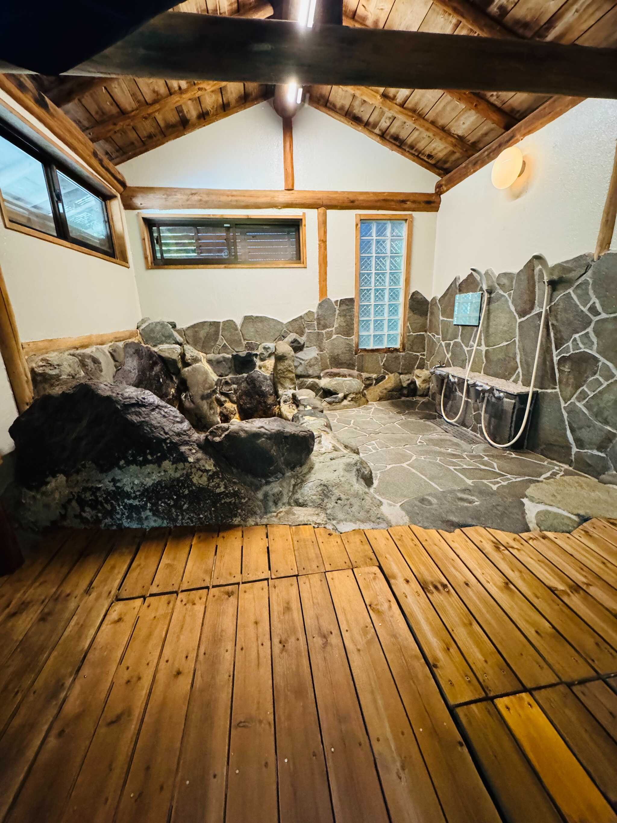山の地下水を贅沢に使用したお風呂で心も体もリフレッシュ◎