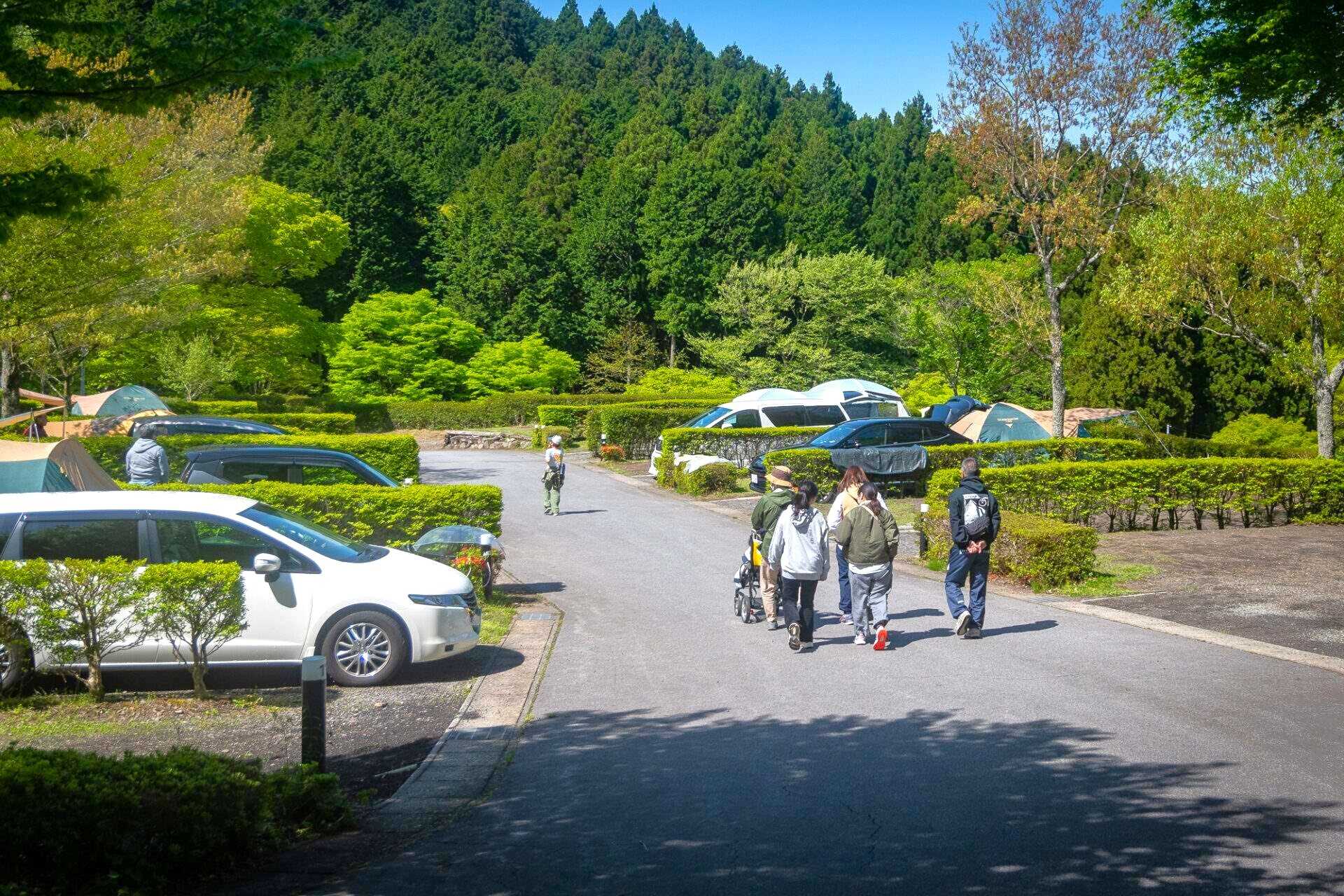お車の乗り入れが可能のため設営運搬もラクラクです♪