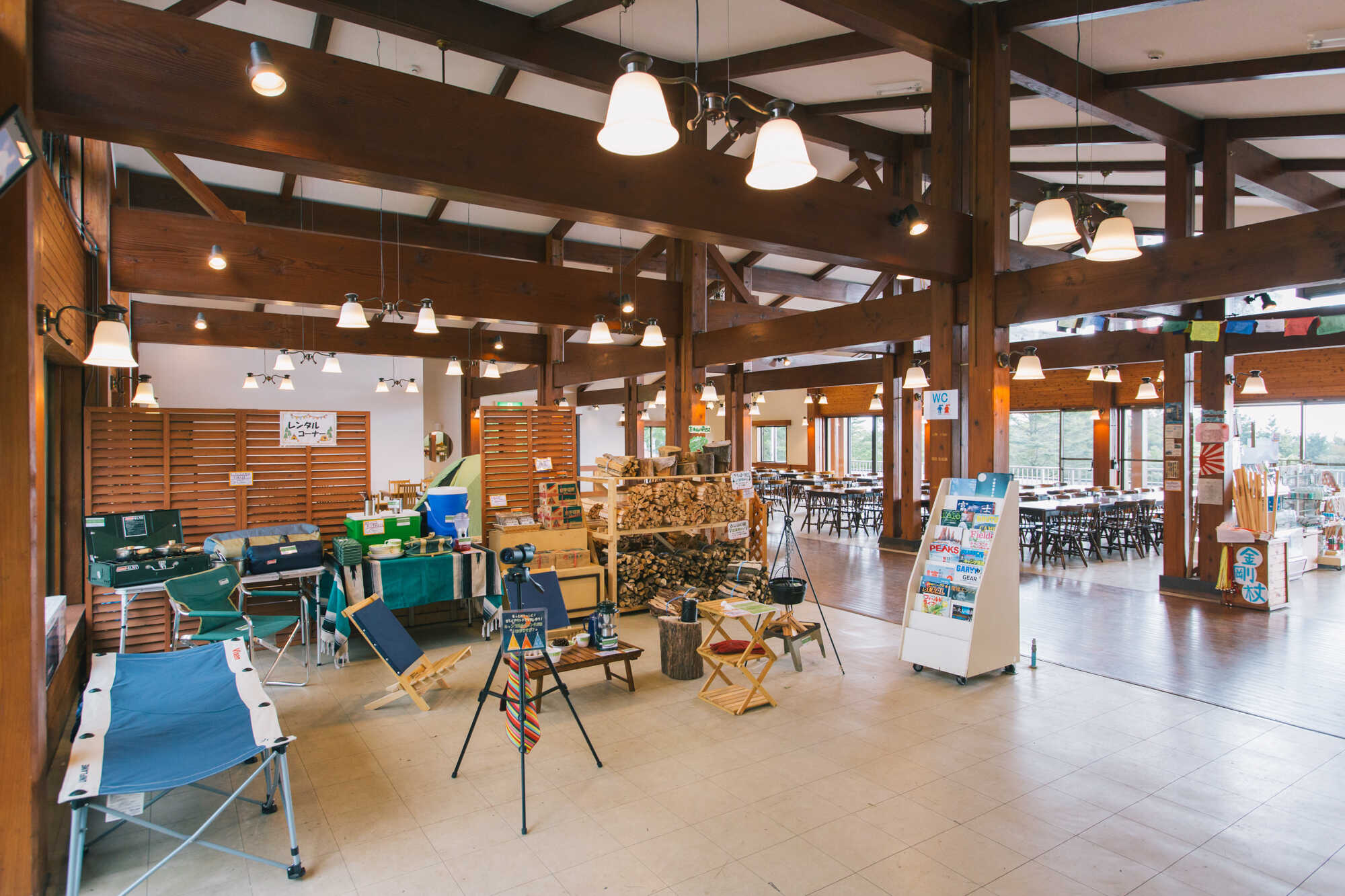 ゲストハウスにてレンタルキャンプ用品を展示しております☆