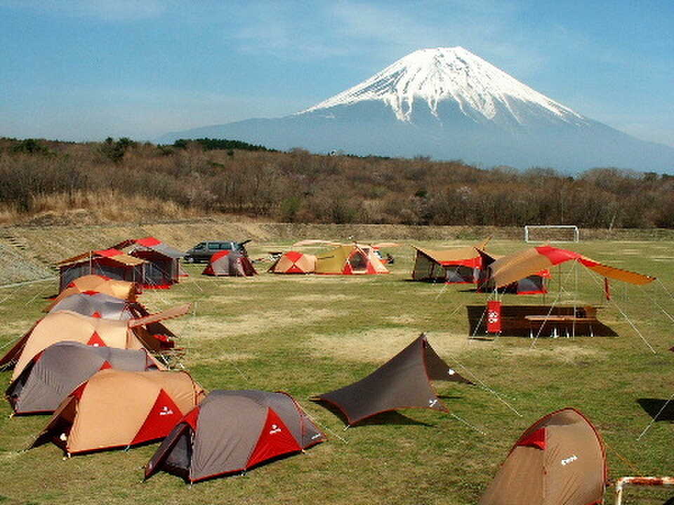 雄大な富士山を目の前に、広い敷地でゆっくりとお過ごしできます♪