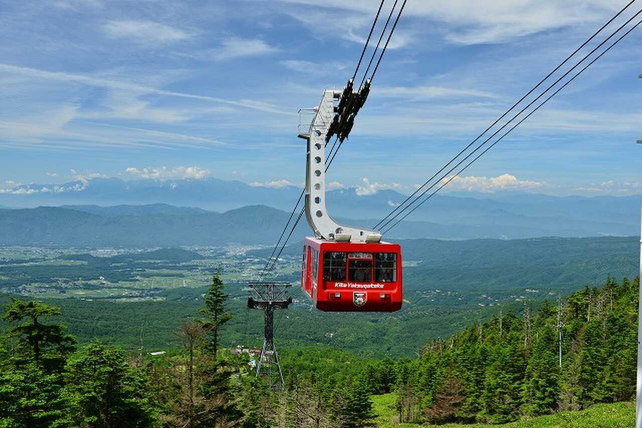 車で15分 北八ヶ岳ロープウェイ 山頂標高2237m