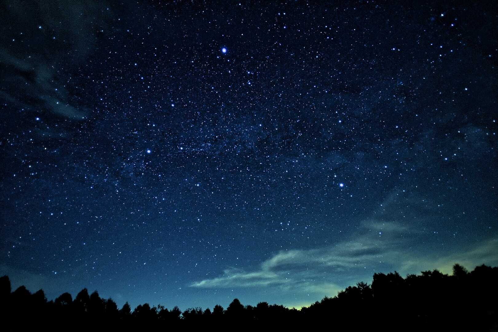 澄んだ晴天の夜空には満点の星空と出逢えることも♪