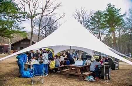 「BBQコーナー」は、お一人様1000円で2時間ご利用可/BBQグリル・テーブル・椅子付