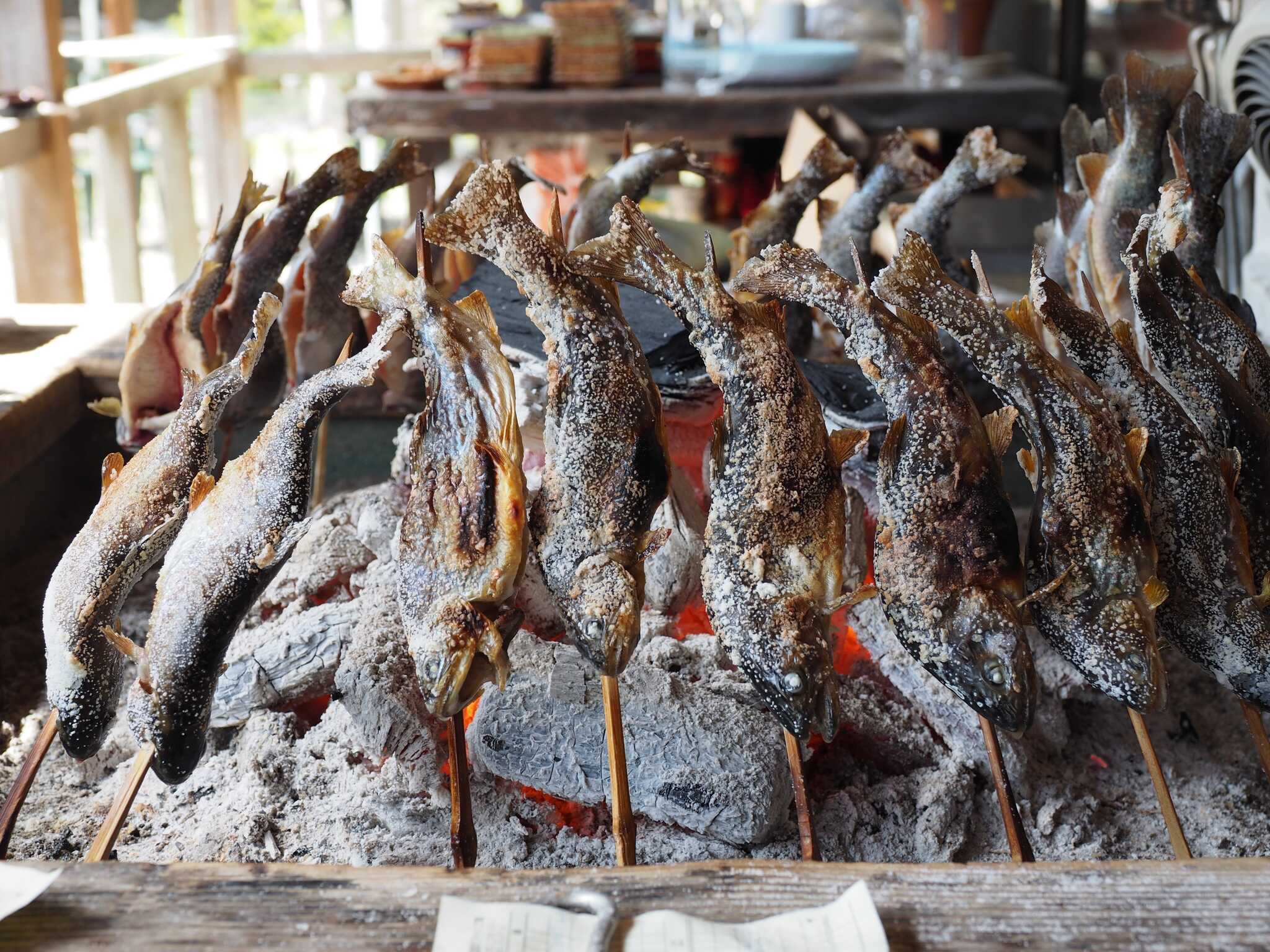 一番人気!岩魚の塩焼きは美味!