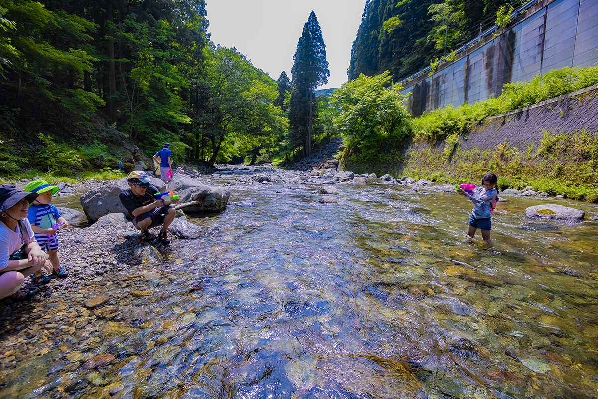 川まで30秒!!!