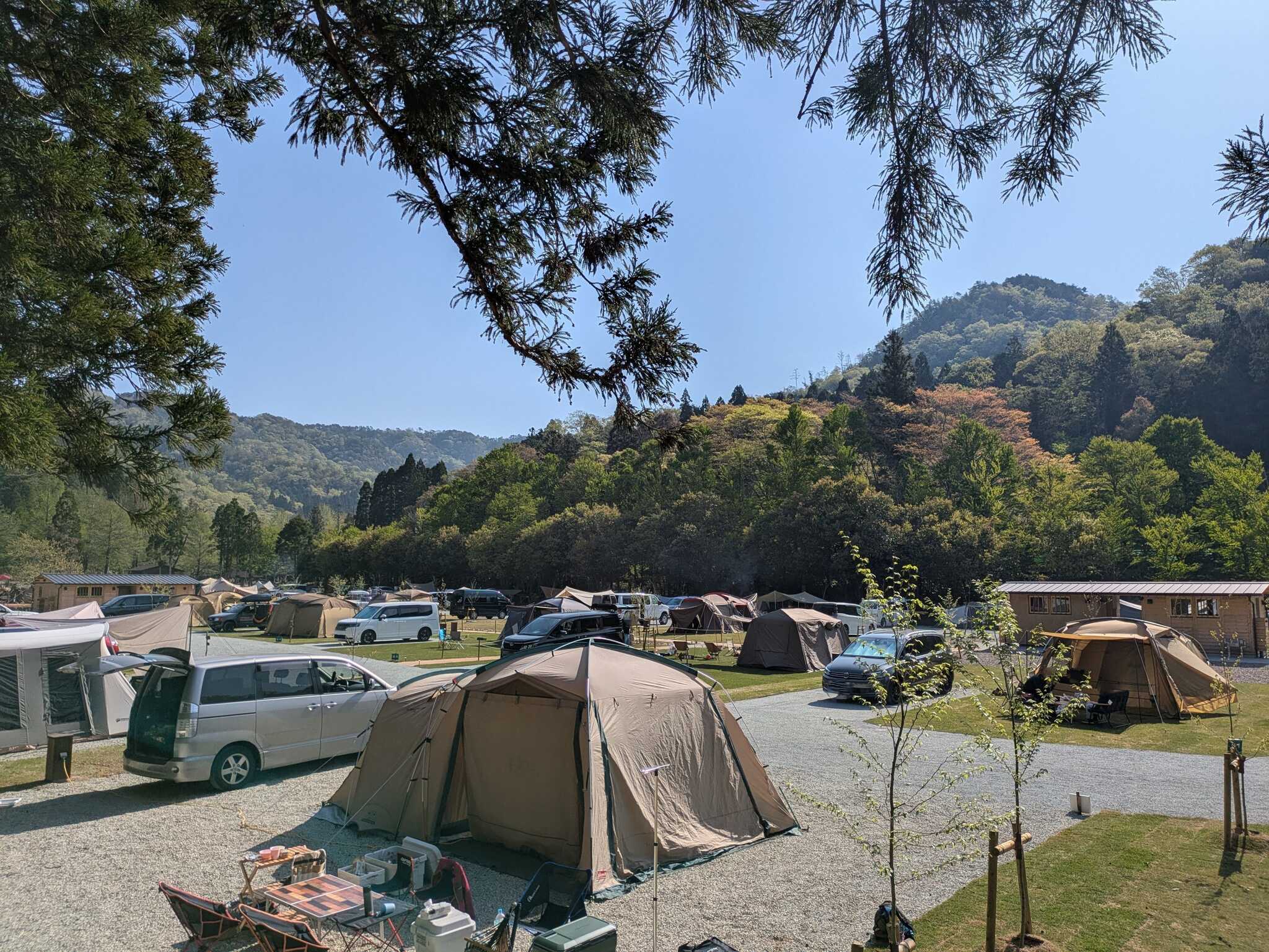 ユニトピアささやま「CAMP&VILLAGE」の写真 3枚目