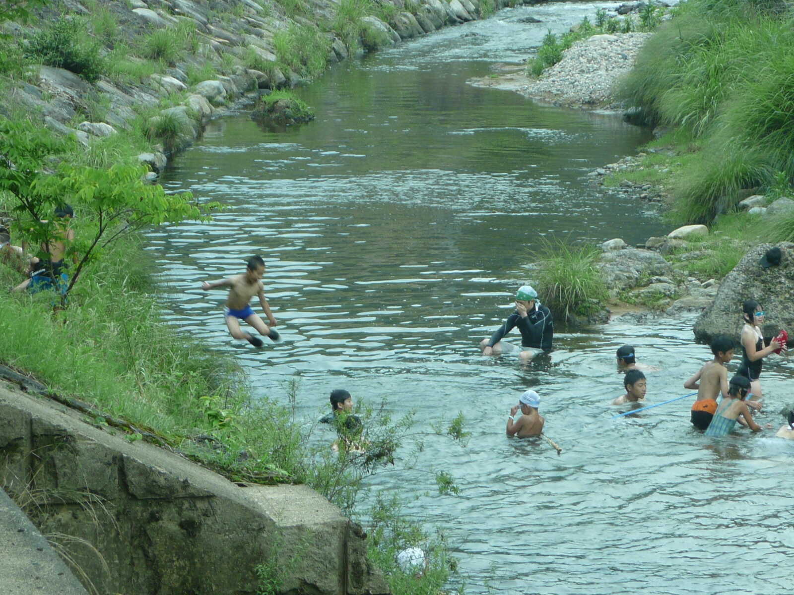 川遊び