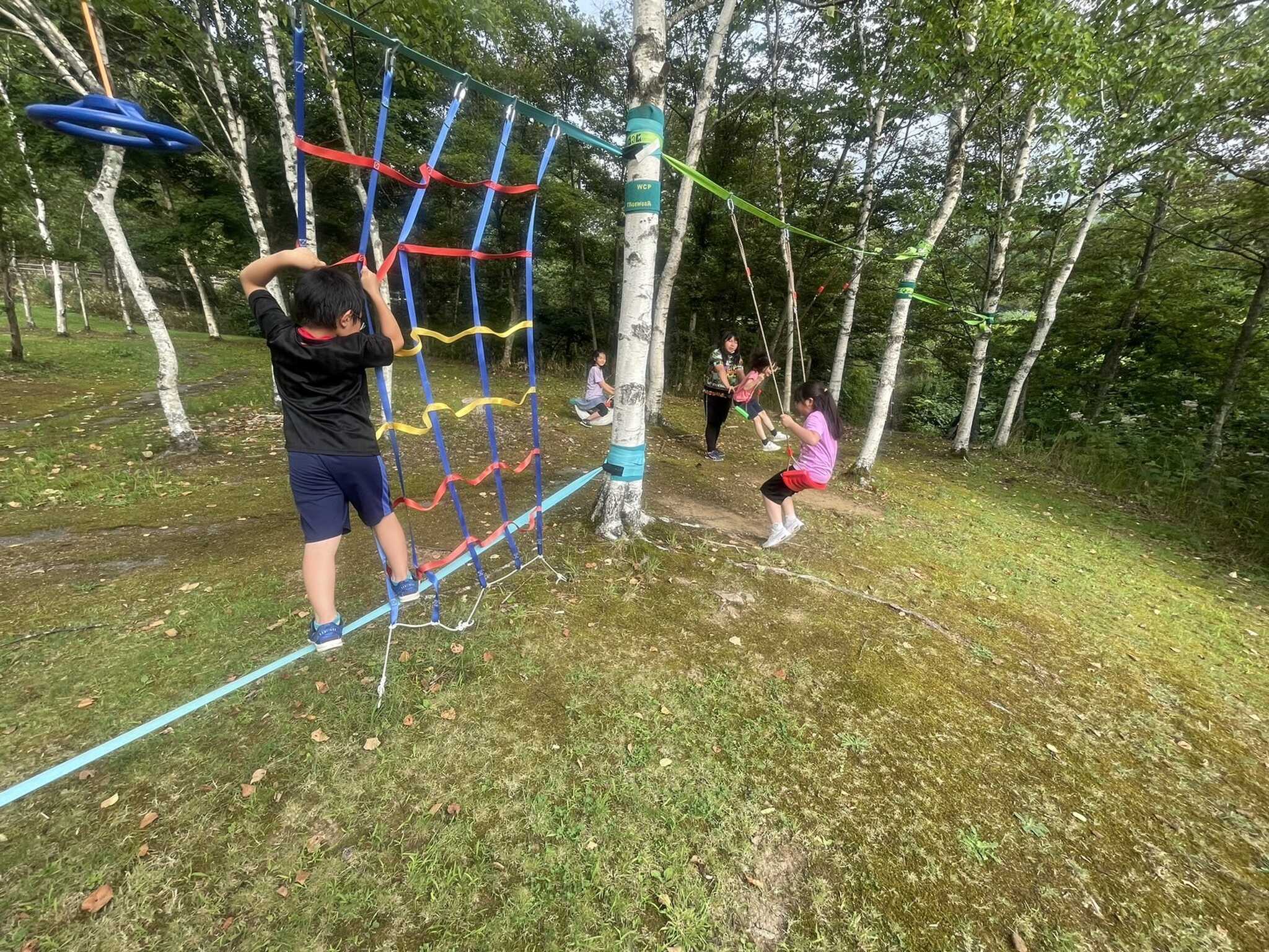 スラックライン遊具