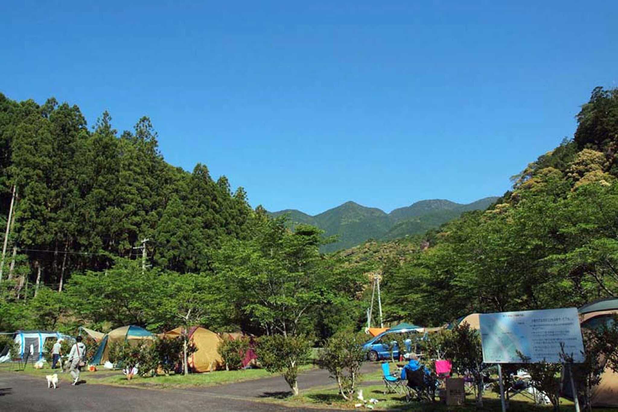 円満地公園オートキャンプ場