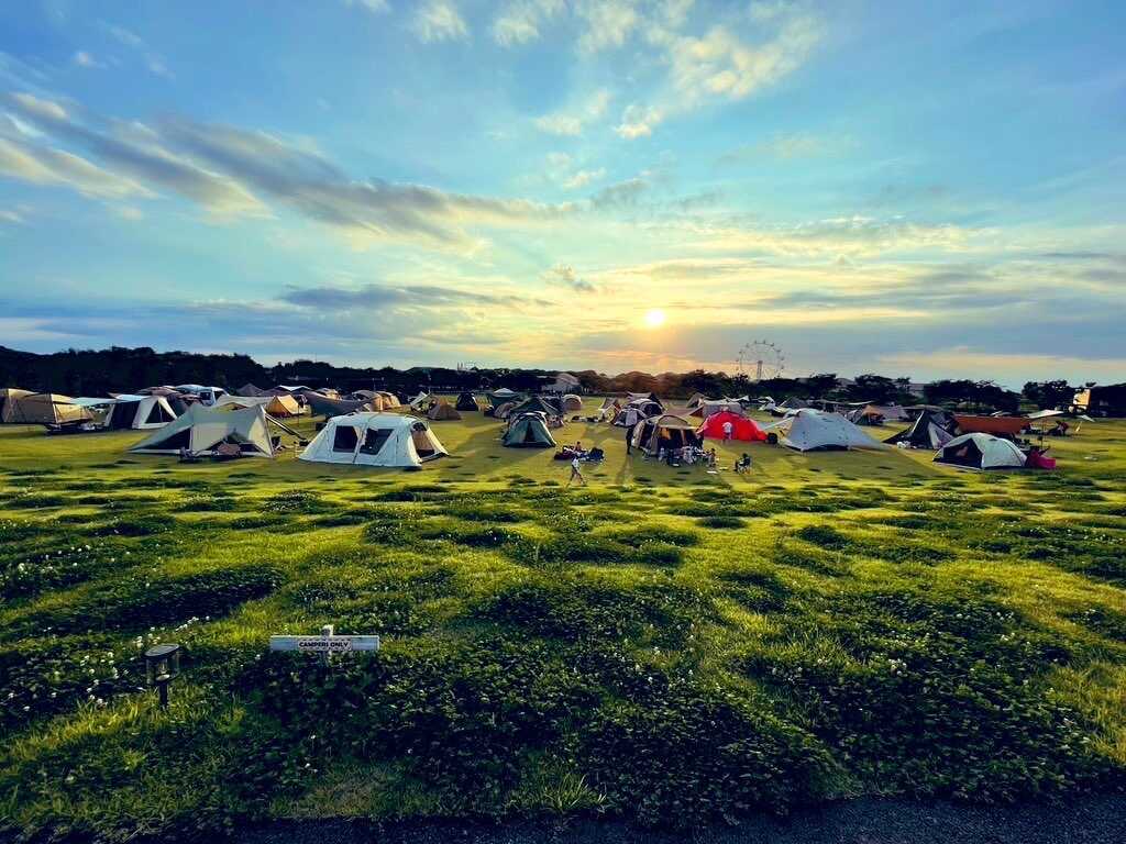 THE CLIFF CAMP & BBQ(長井海の手公園 ソレイユの丘内)