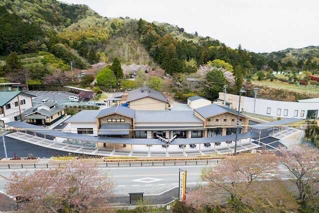 ごかつら池ふるさと村