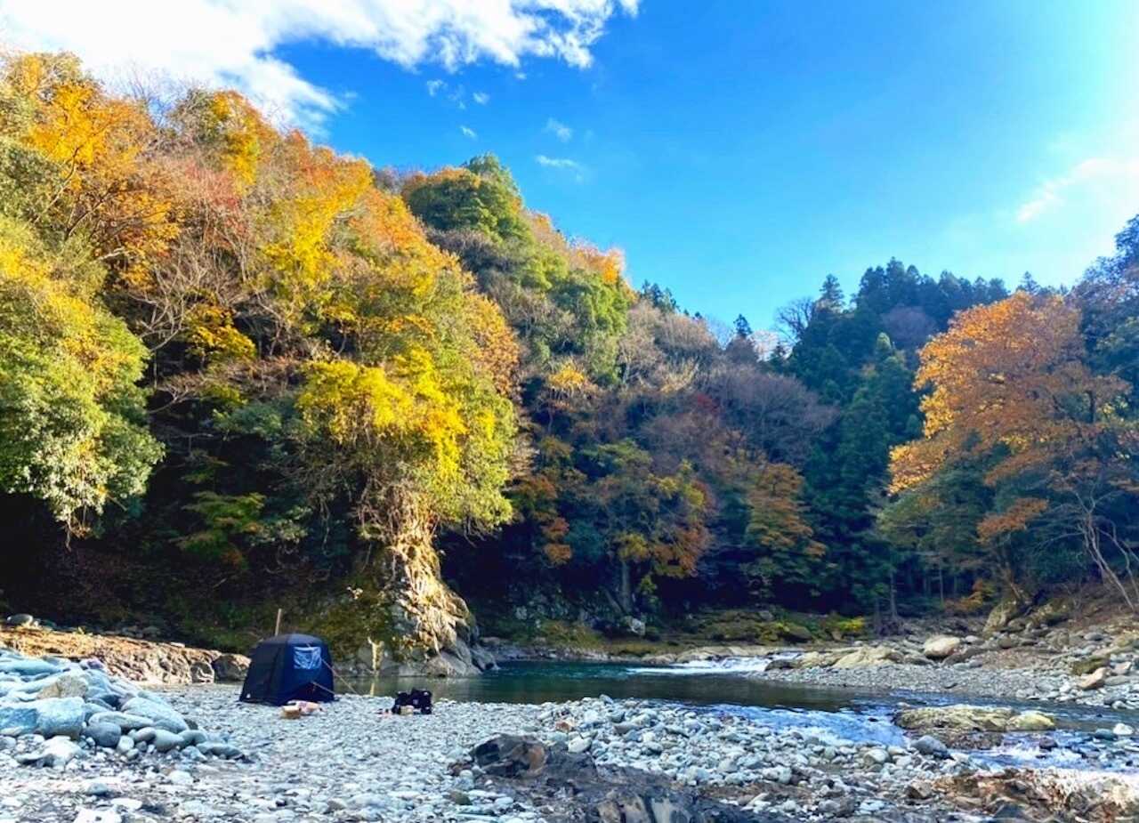 秋の最上流・ビッグフットエリアでのテントサウナ