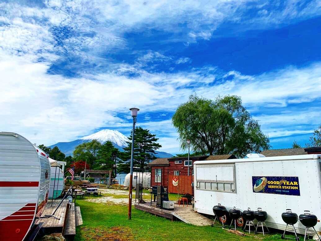 el colina Lake Yamanaka RV Resort