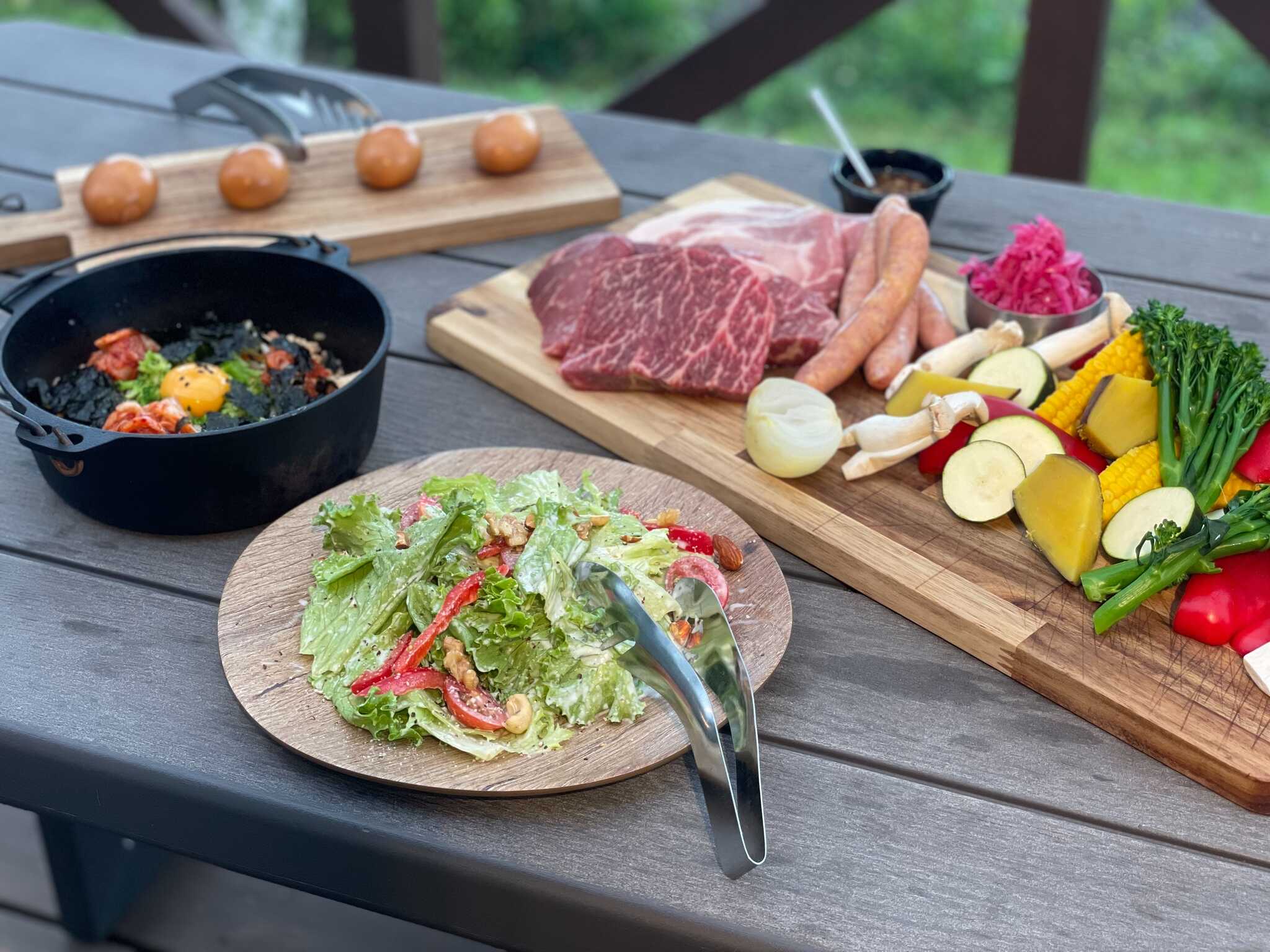 「湖の家 夏」グランピングオプションのBBQはこちら!
