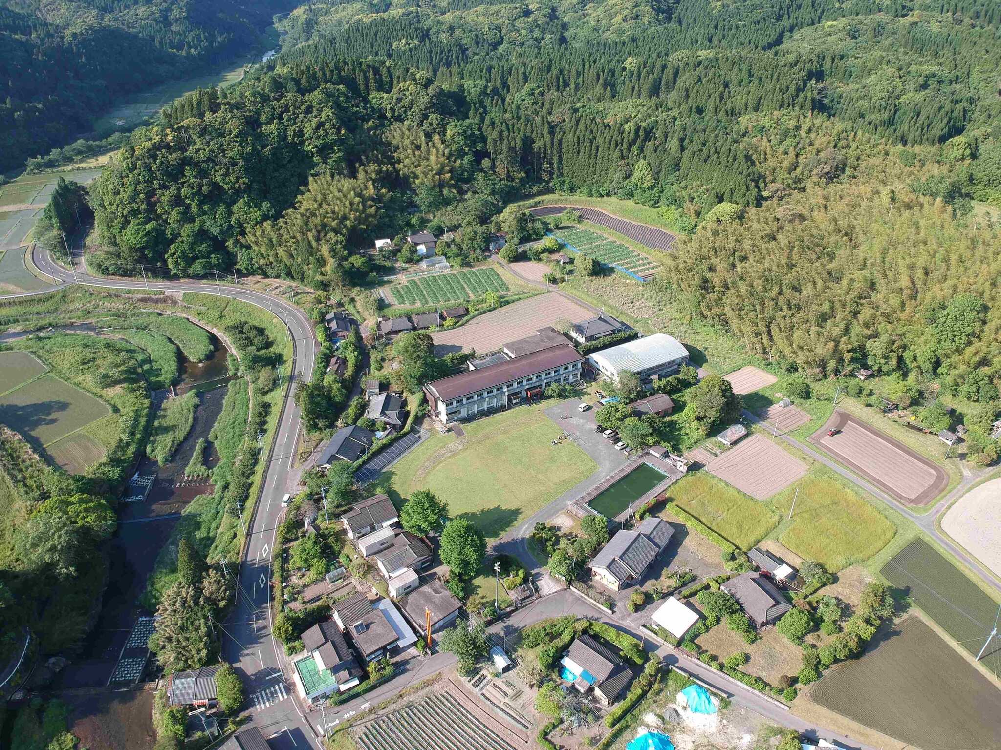 山に囲まれたとても静かなキャンプ場です
