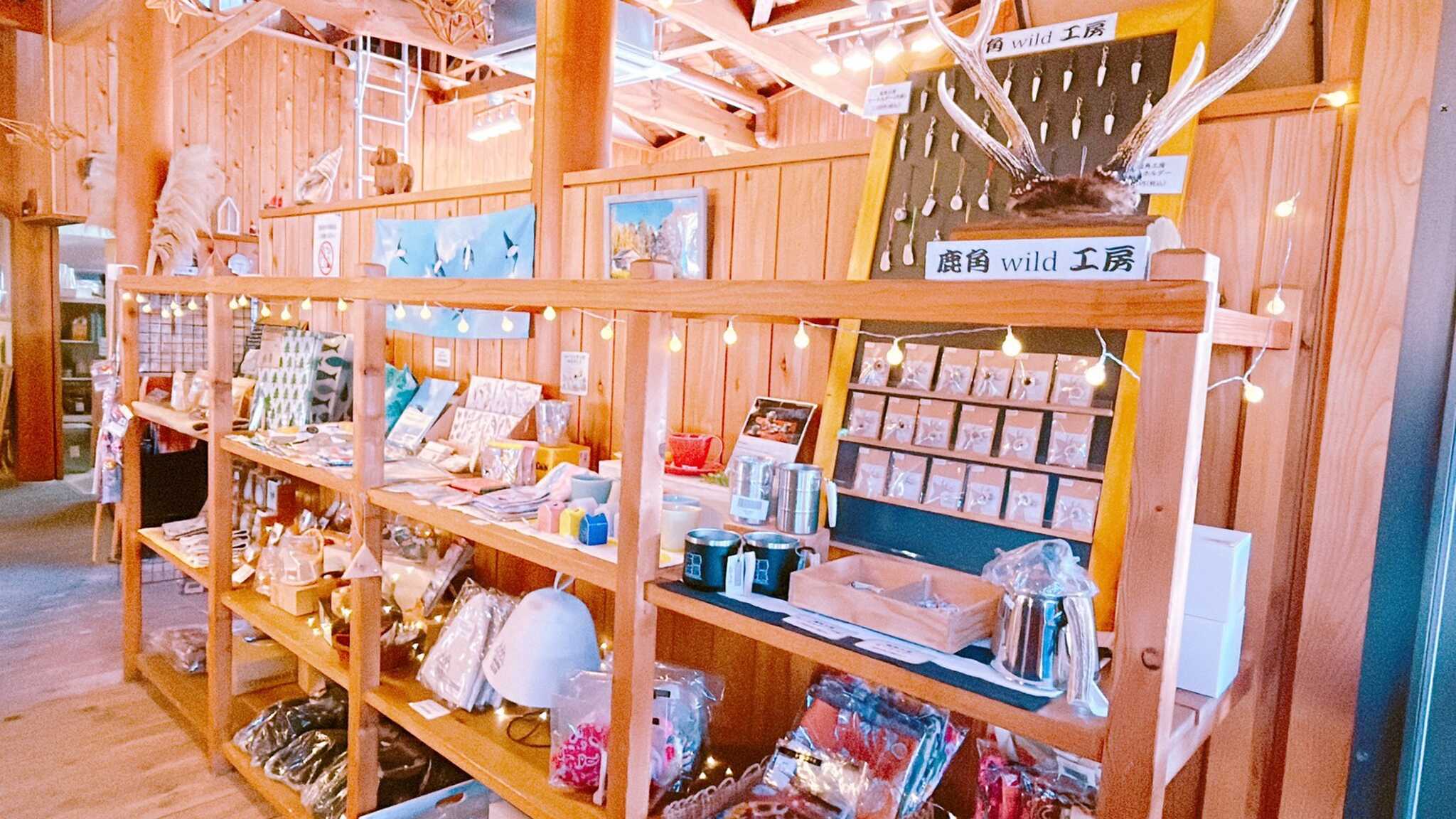 どなたでも利用できるCafe & Shop YAMASEMI