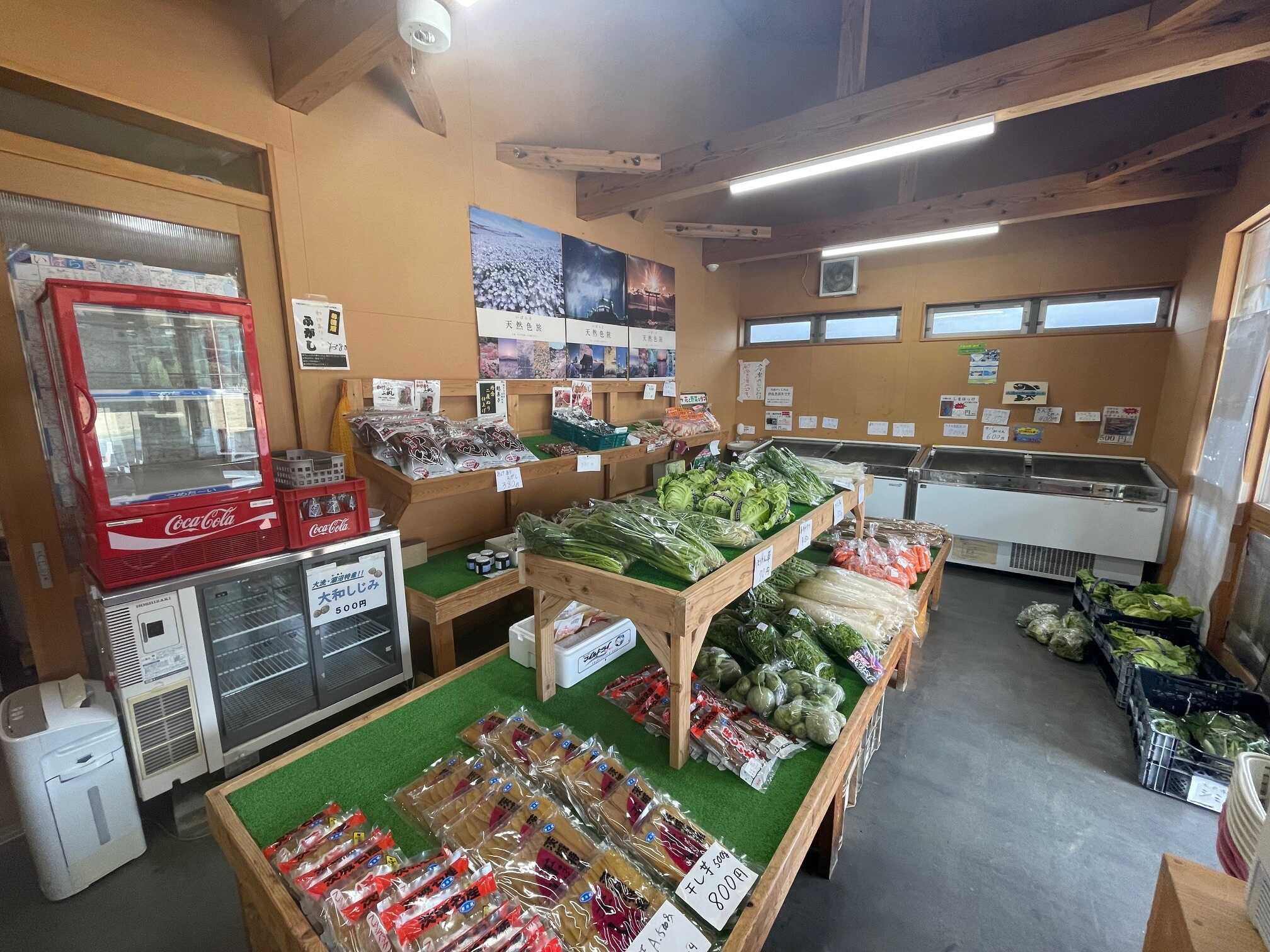 直売所♪地元農家さんたちの作る野菜は最高です!