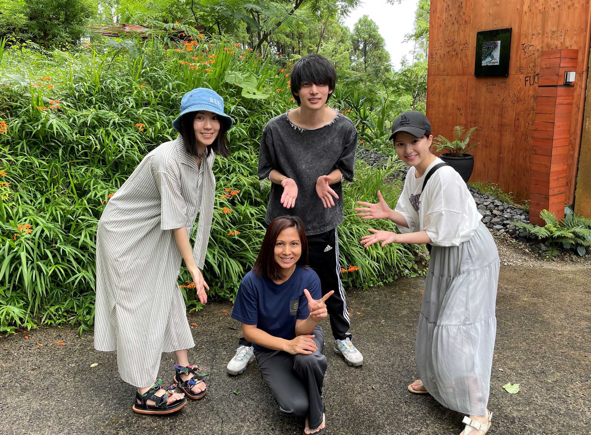 女優の川島海荷さん、渡辺早織さん、俳優の平田雄也さんが泊りに来てくれました、、、