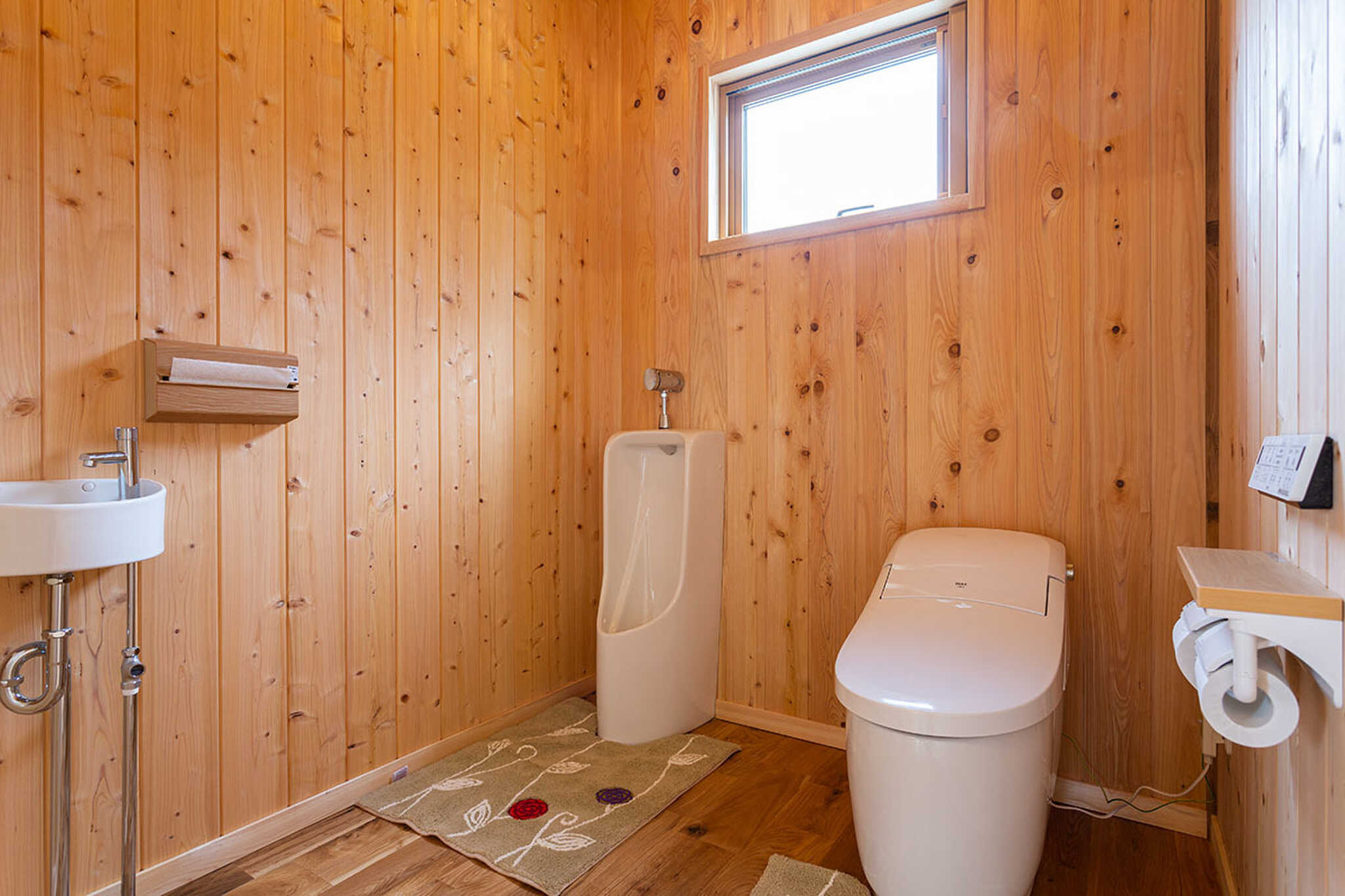 清潔感のあるトイレなので安心です!