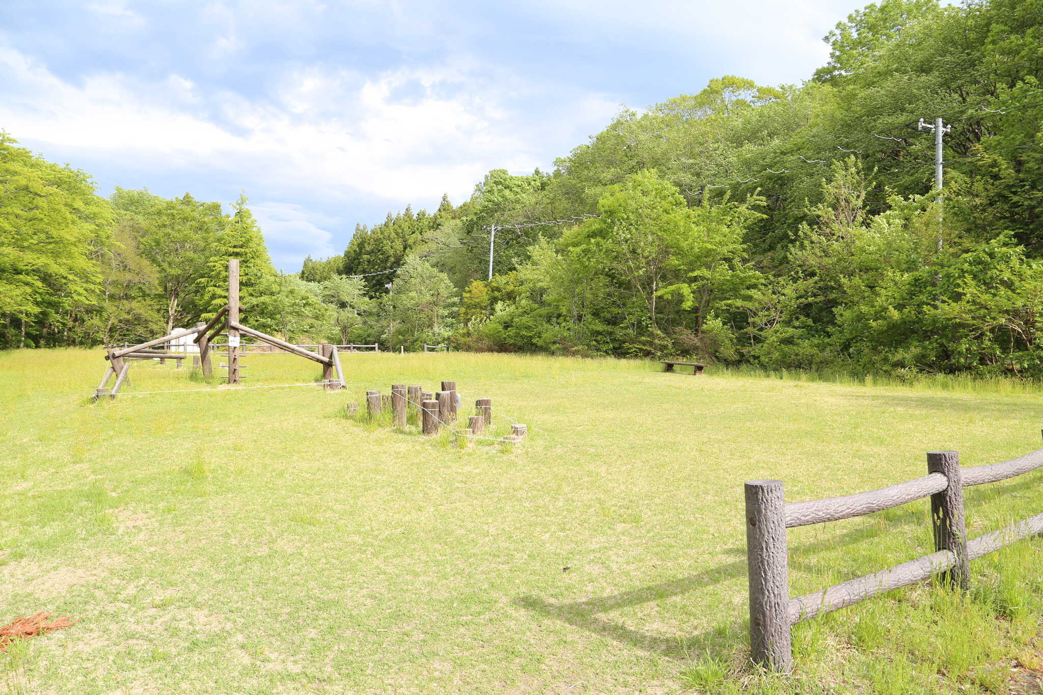広大な自然でゆったりキャンプができます☆芝生の上で思い思いのキャンプをお楽しみいただけます!