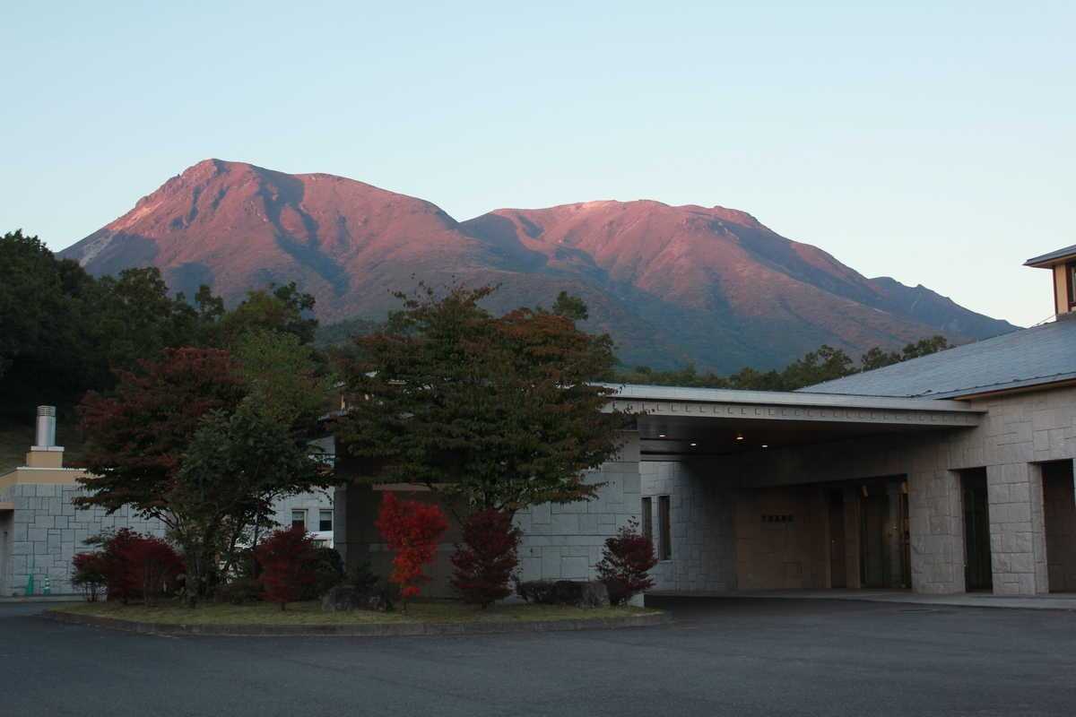 夕暮れの久住山