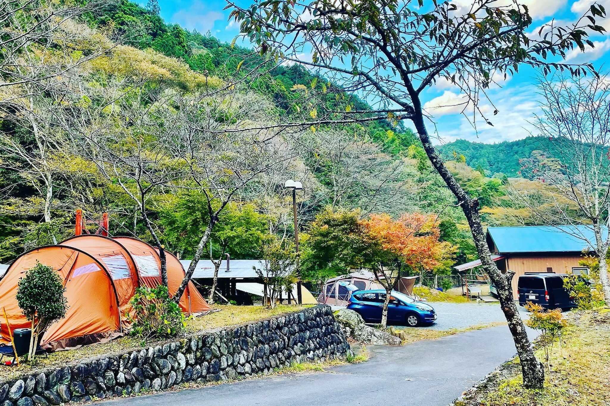 広大な自然でゆったりキャンプはいかがですか?四季の景色をご堪能ください♪