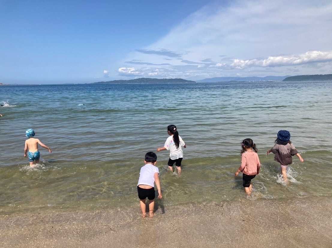 裏のビーチ!小さなお子様も大喜び!