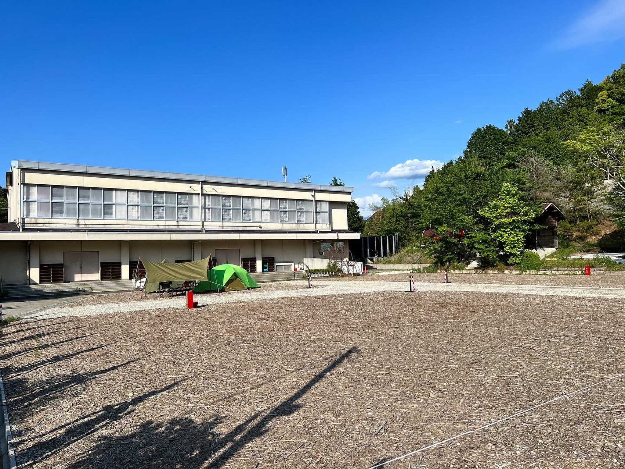 元小学校をリニューアル、体育館は懐かしい感じがします