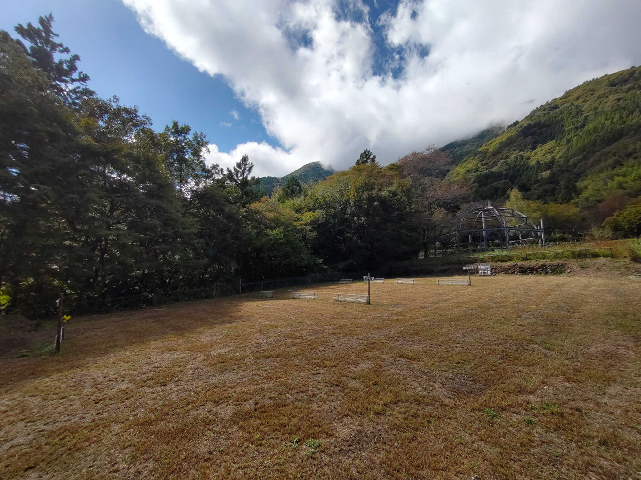 フリーサイトと鉄骨