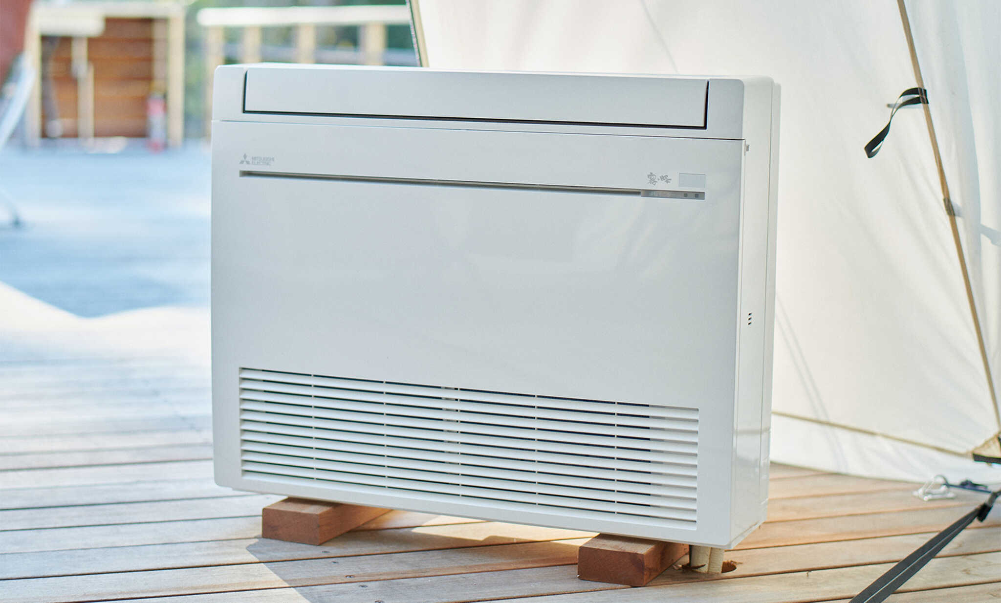 テント内にエアコン設置。冬でも夏でも快適です。