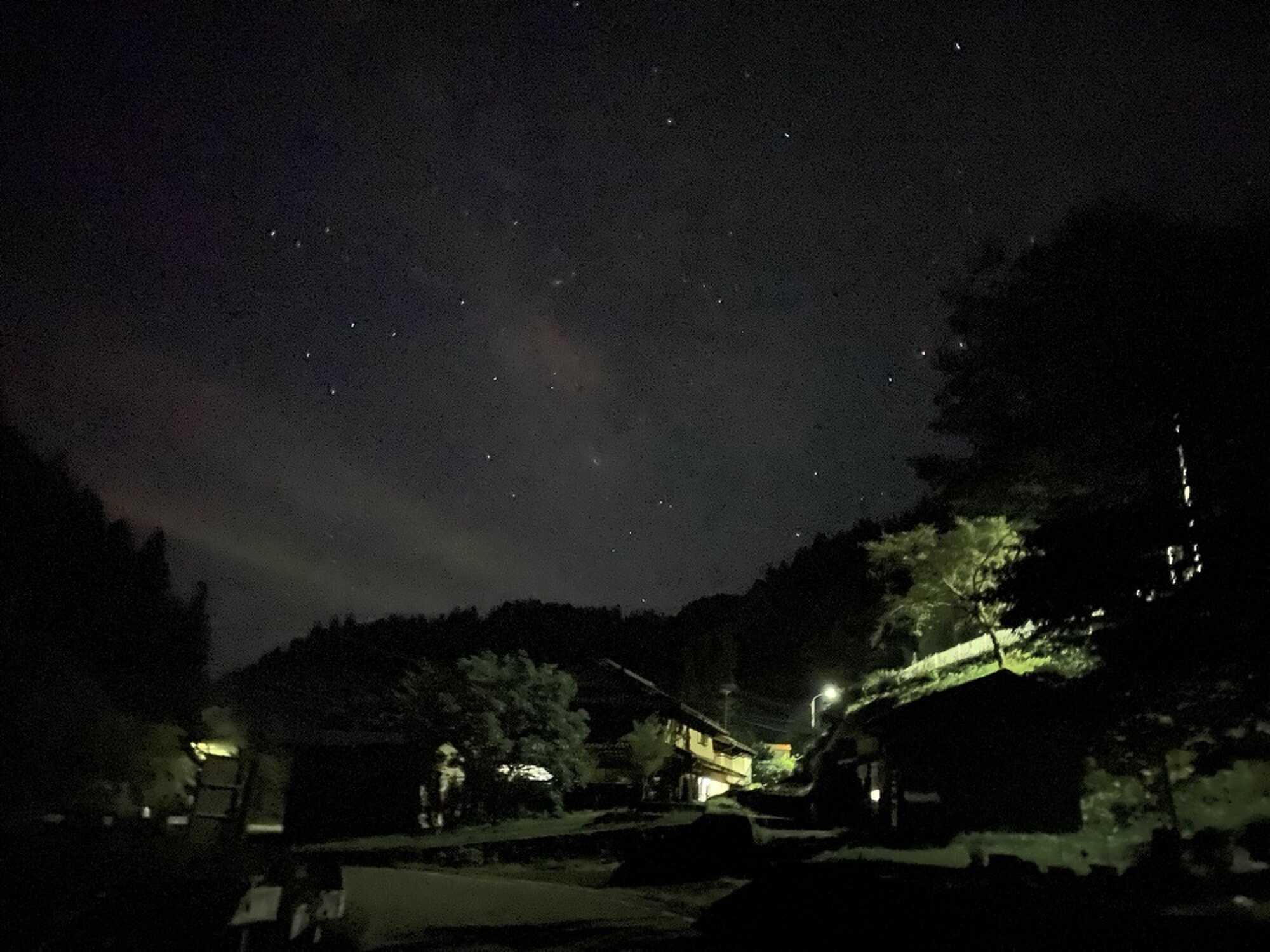 忘れられないような感動の星空が見られるキャンプ場です☆星を見るだけでも来る価値あり!!大自然の中、ゆるやかに自分時間を楽しめるキャンパー目線のリーズナブルなキャンプ場です♪