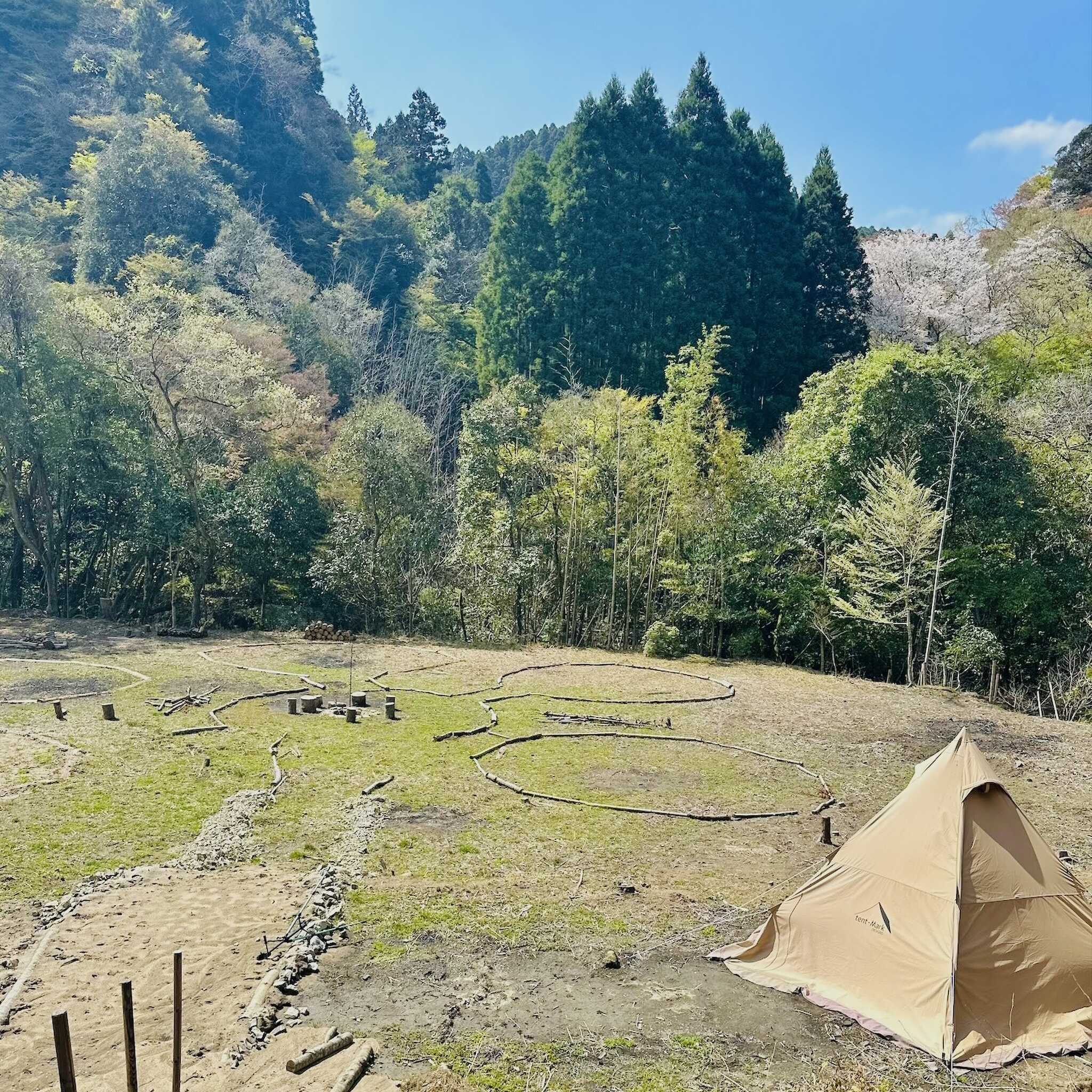 【R5/6閉鎖→移転】Tarareba riverside base camp