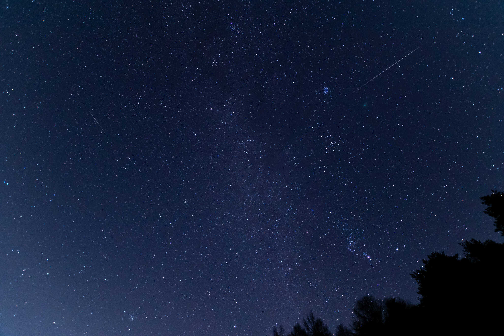キャンプ場自慢の一面に広がる満点の星空☆彡