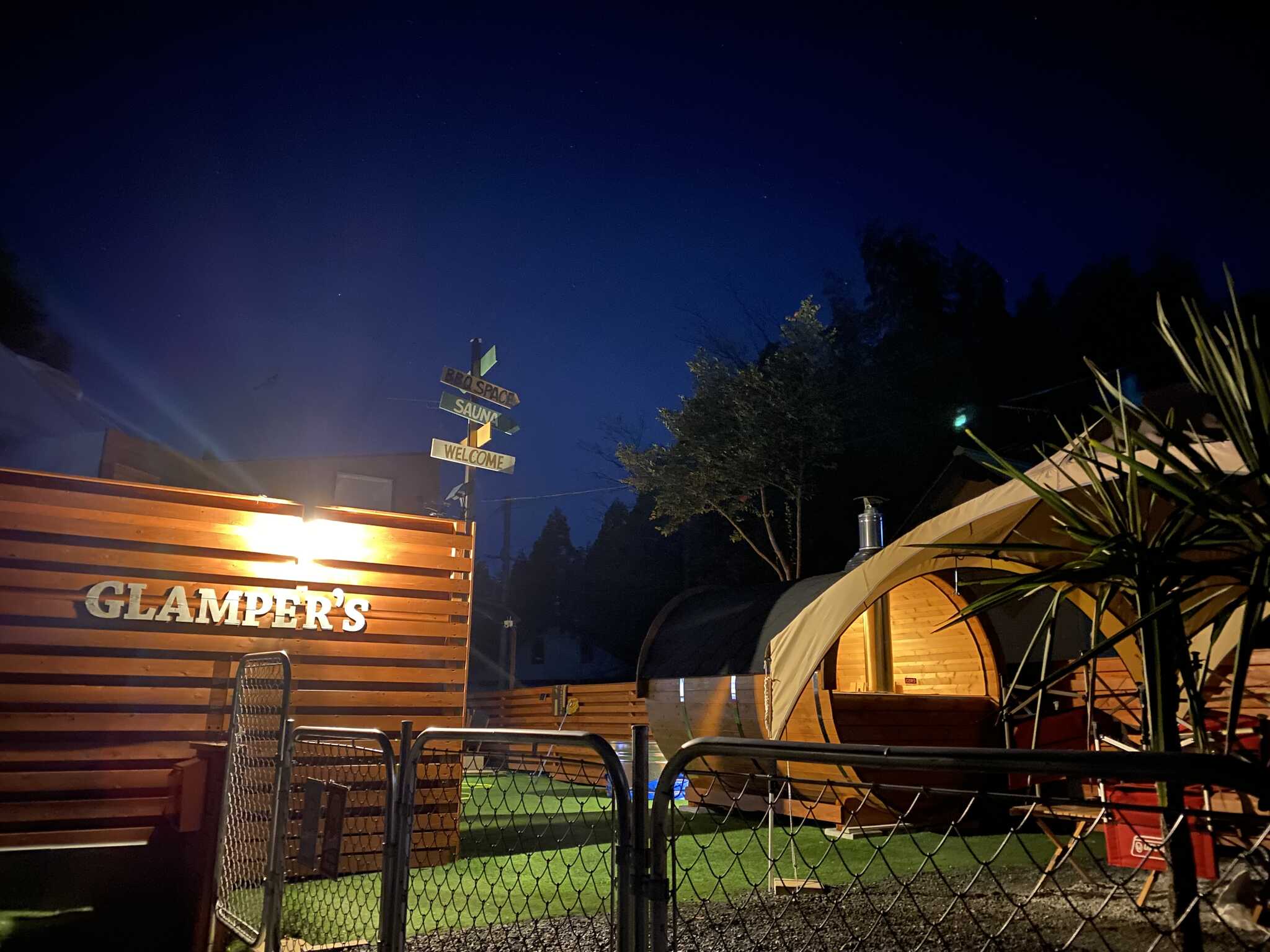 GLAMPER’S
