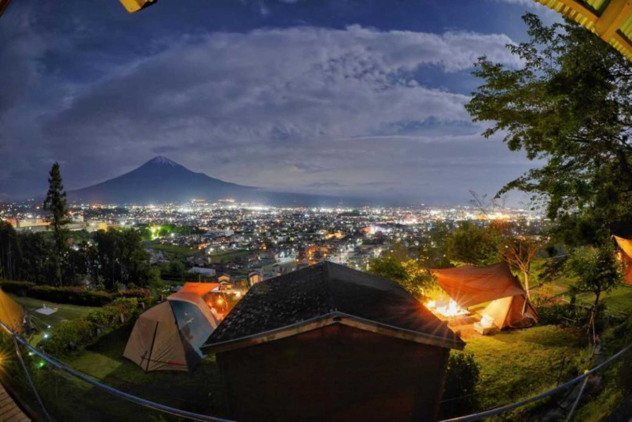 富士山と夜景のキャンプ場 桂の森CAMPERSFIELD