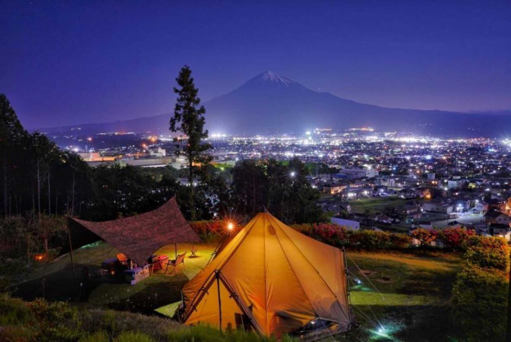 富士山と夜景のキャンプ場 桂の森CAMPERSFIELDの写真 1枚目