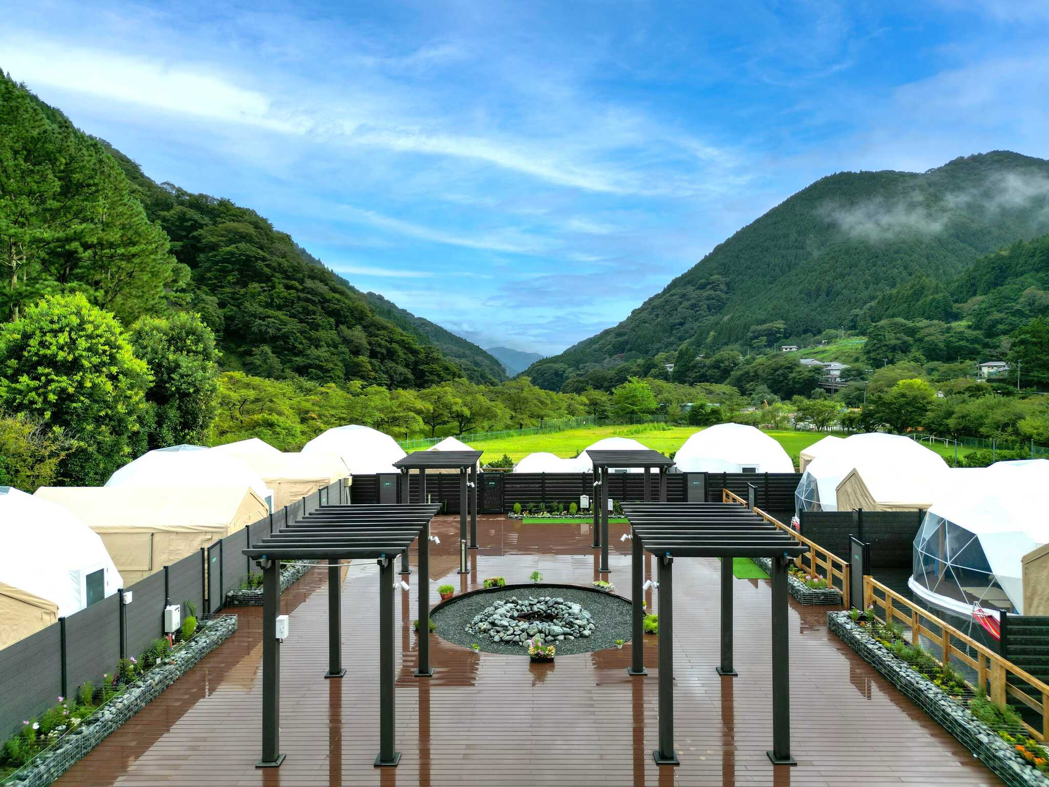 SPRINGS VILLAGE 足柄・丹沢温泉リゾート&グランピングの写真 1枚目