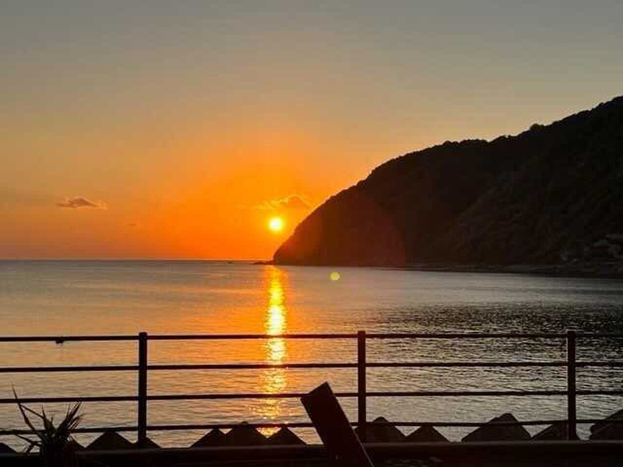 天草で一番きれいな海に沈む夕陽は絶景です。