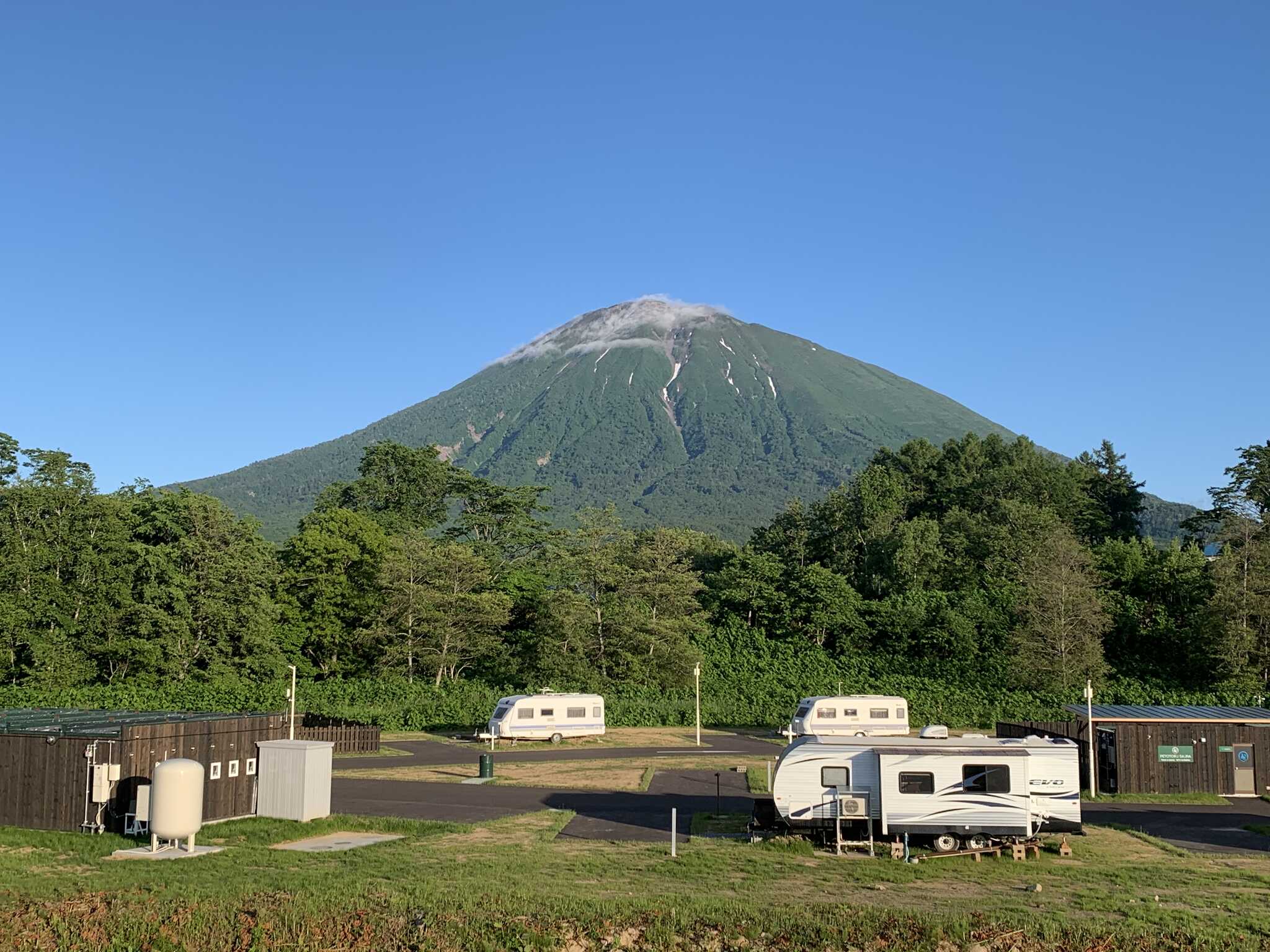 キャンプ場管理者
