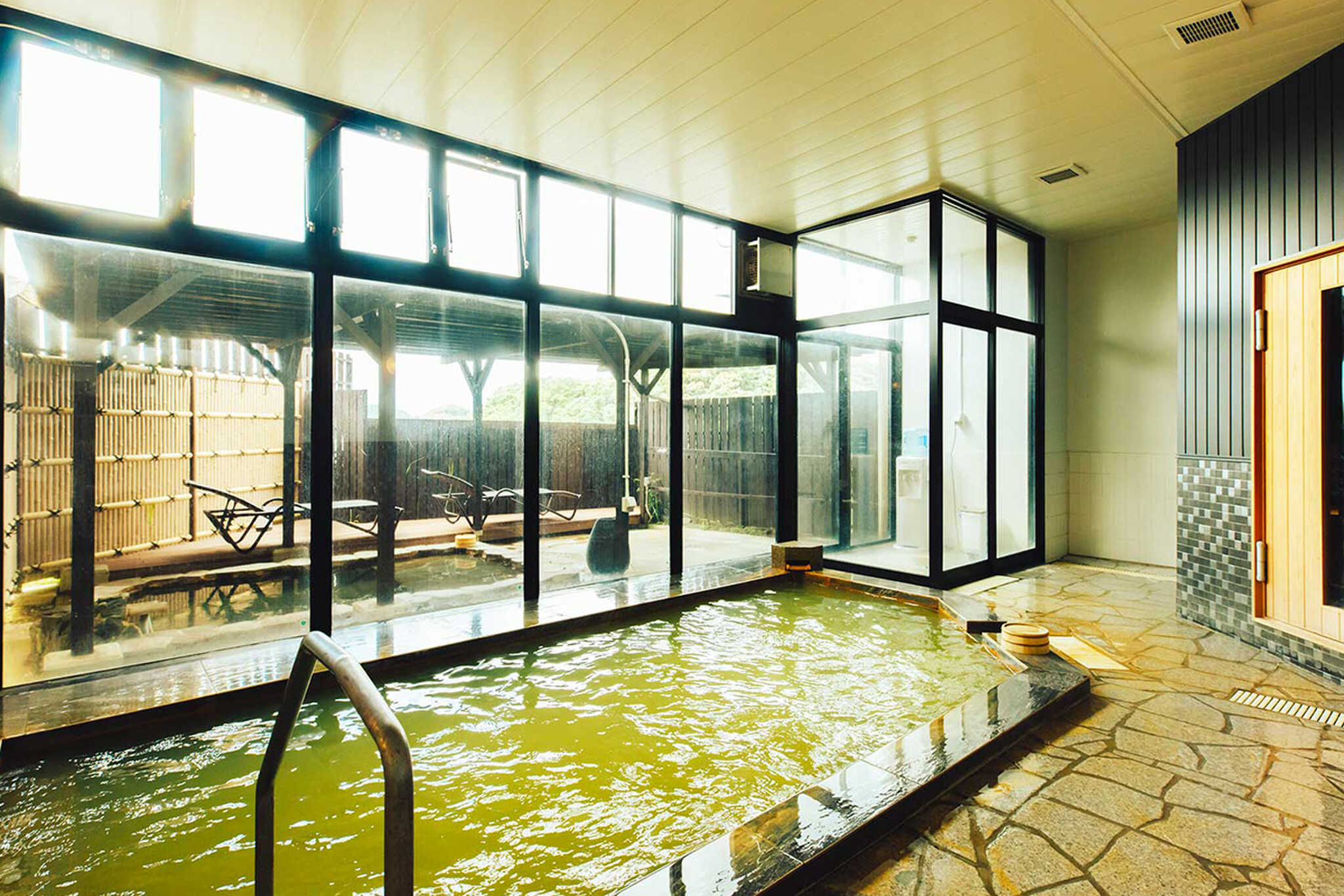 THE TRAILERHOUSE VILLAGE 長崎 TSUBAKI PREMIUM