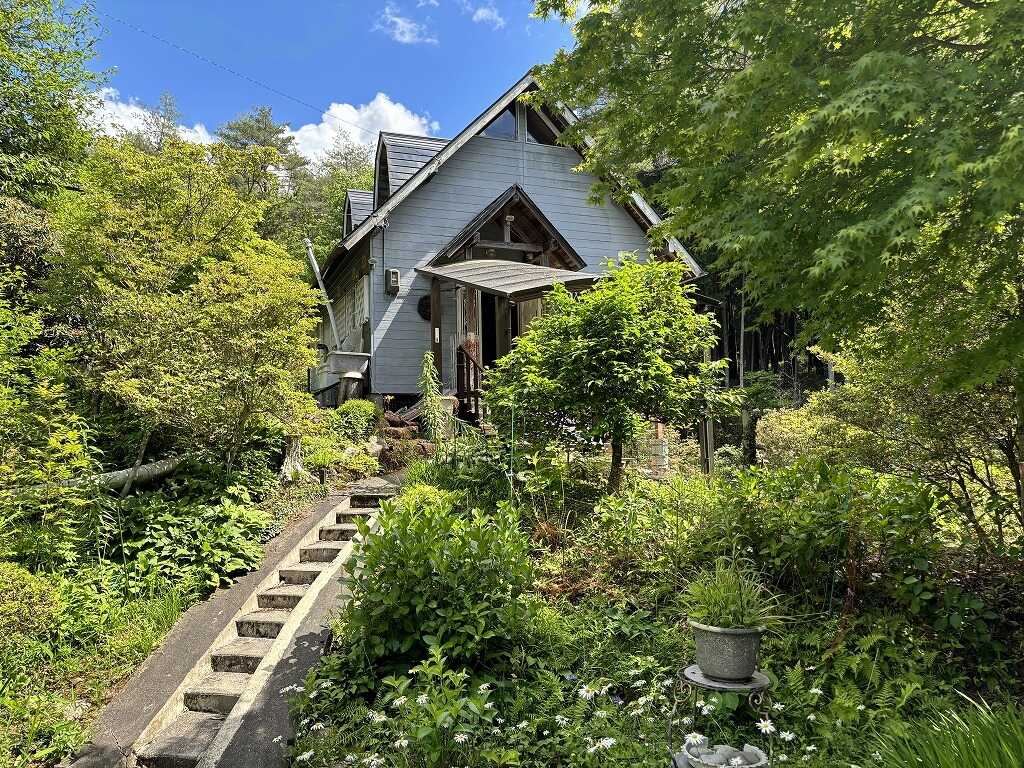 プライベートキャンプ場 リノア白川町