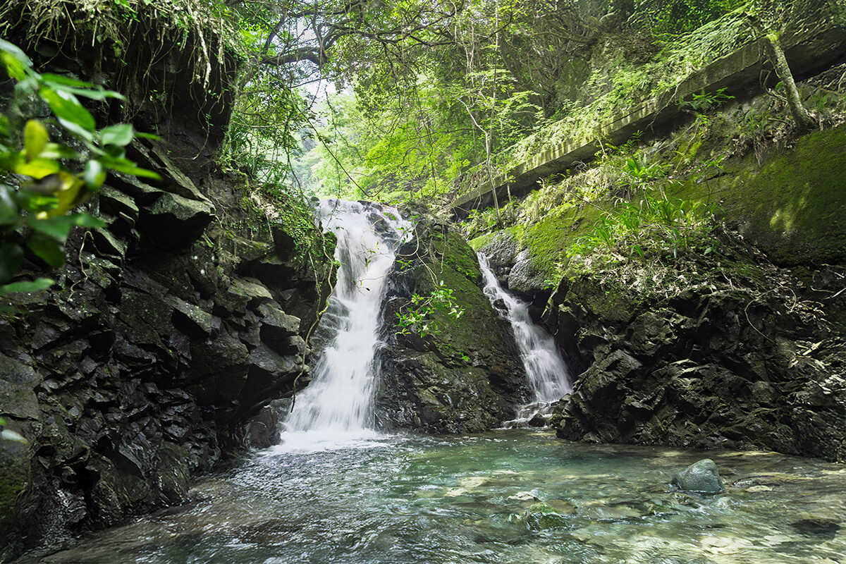 山河