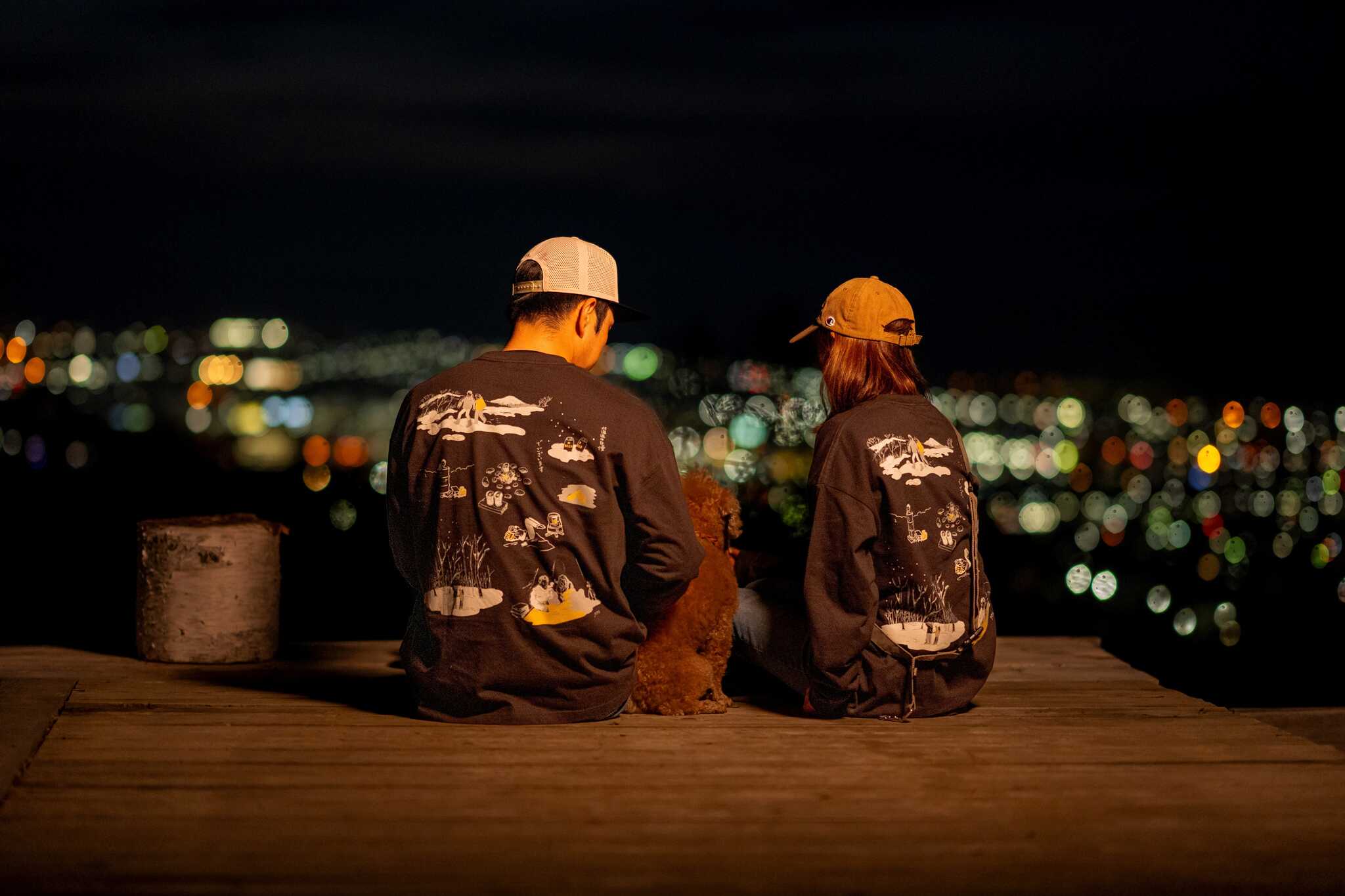 眼前には、北見市の美しい夜景が広がります。