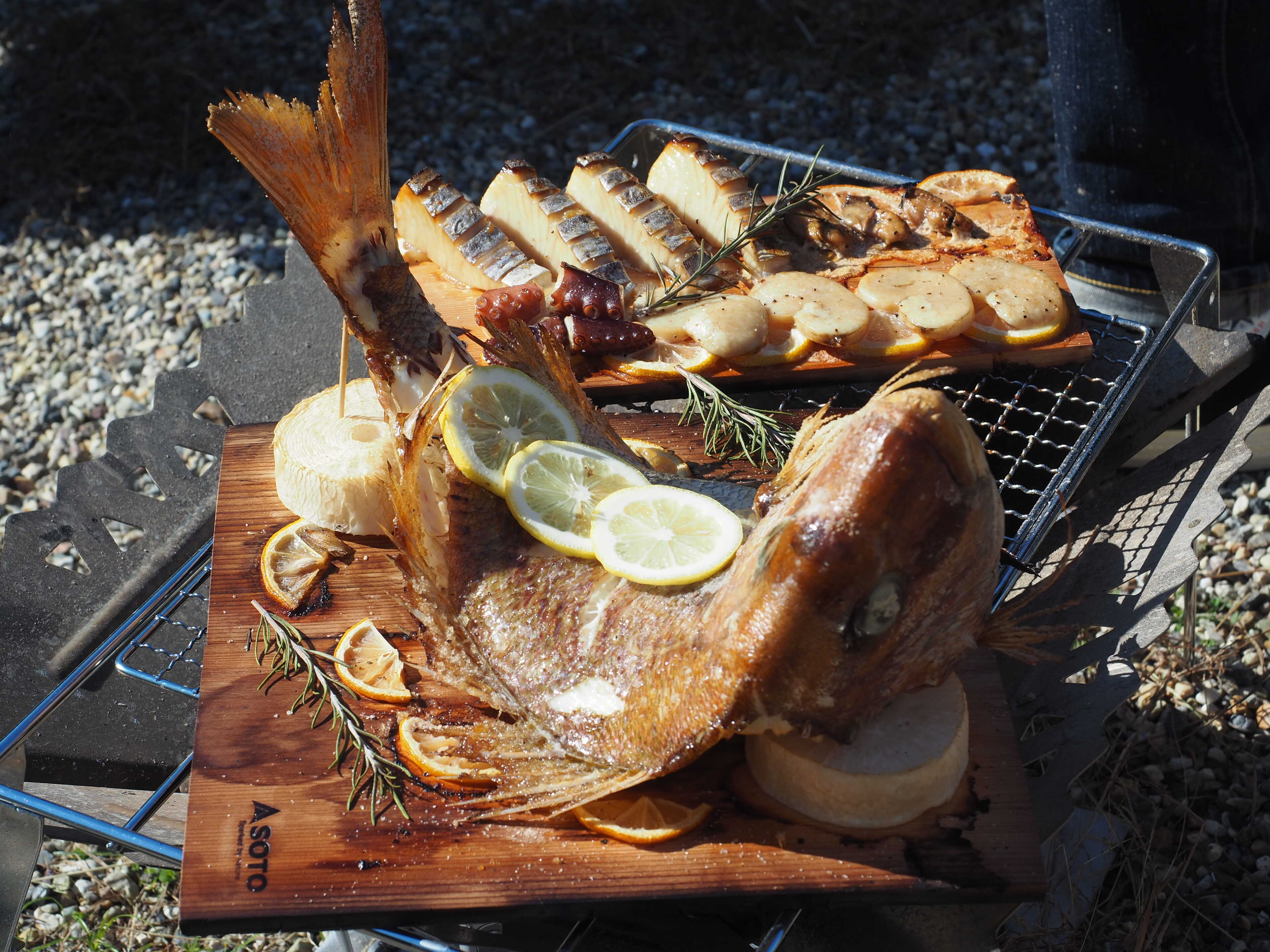 ◆島で獲れた新鮮な海の幸を豊富にご用意!キャンプをしながら海鮮BBQを楽しもう!食材は予約時オプションよりご予約下さい!