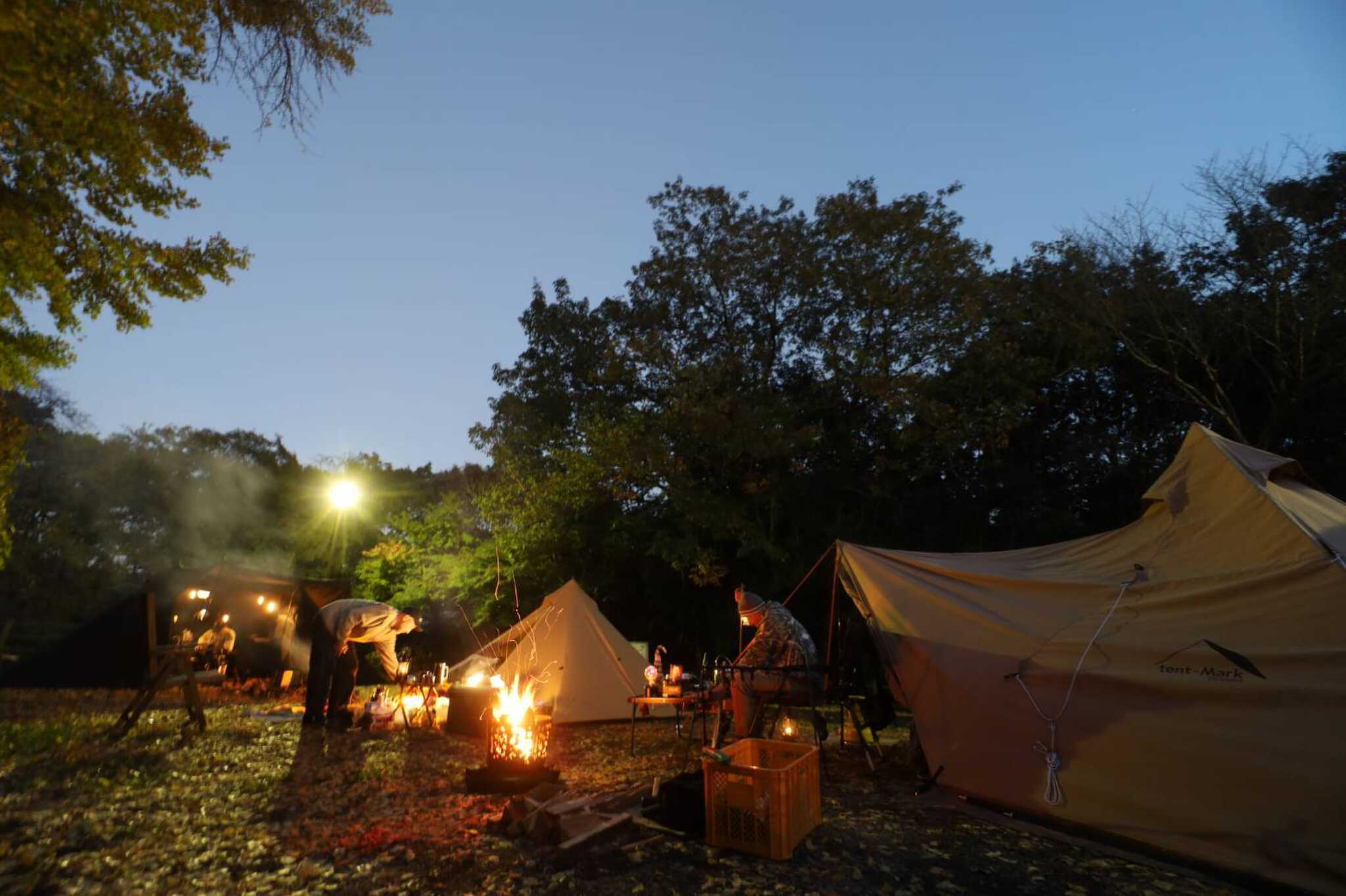 里山 VILLAGE 四季彩館 サンバテラスキャンプ場