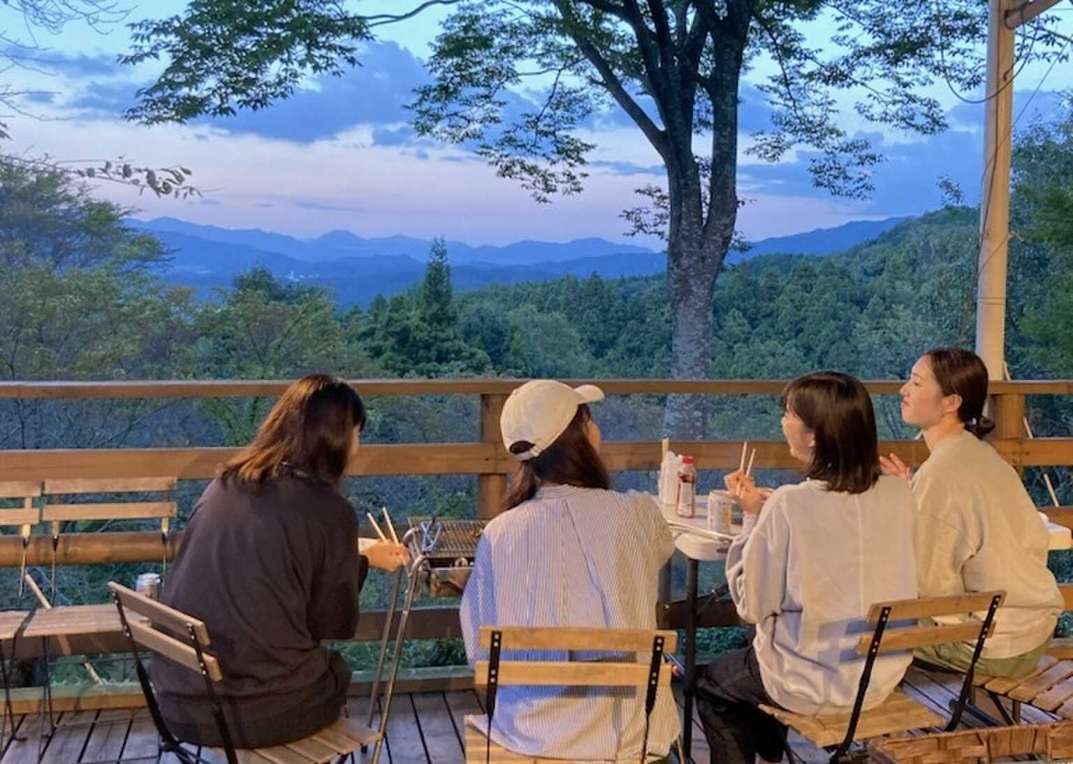 cafeテラス夕方