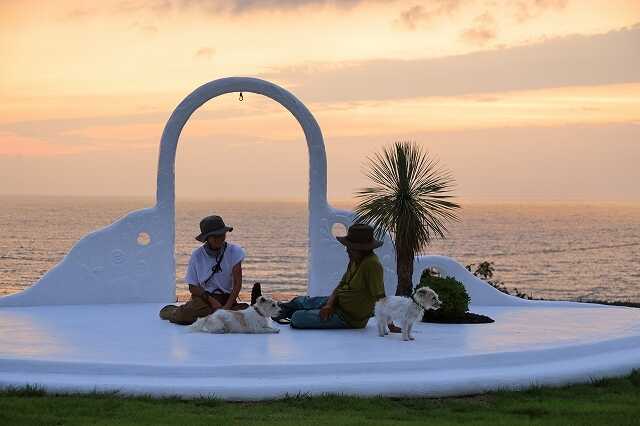 The earth with dogs izumozaki base